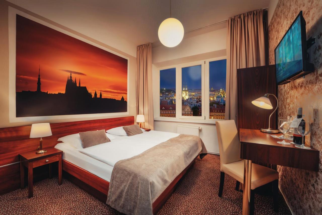 Metropolitan Old Town Hotel - Czech Leading Hotels ปราก ภายนอก รูปภาพ