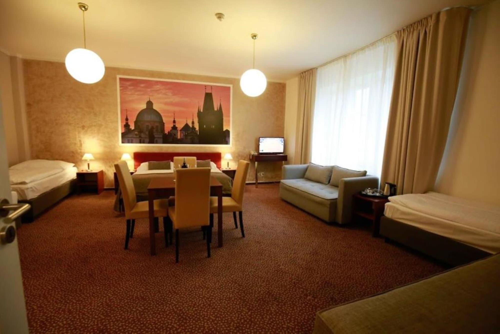 Metropolitan Old Town Hotel - Czech Leading Hotels ปราก ภายนอก รูปภาพ